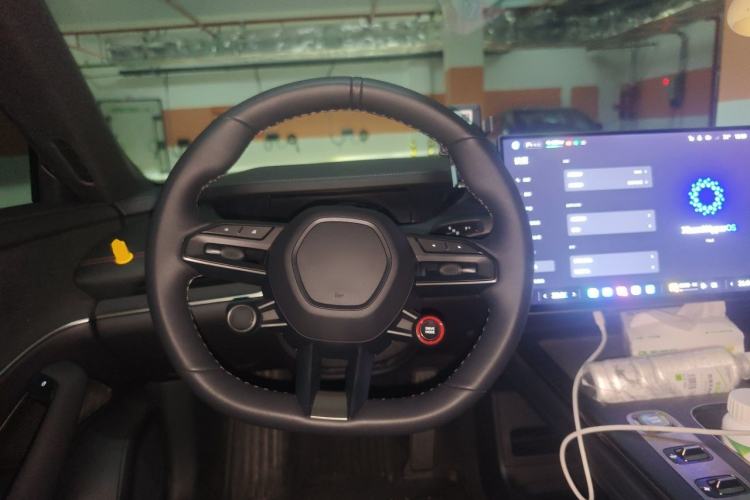 Used Xiaomi Auto SU7 2024 Rear-Drive Long-Range Intelligent Driving Version Steering Wheel