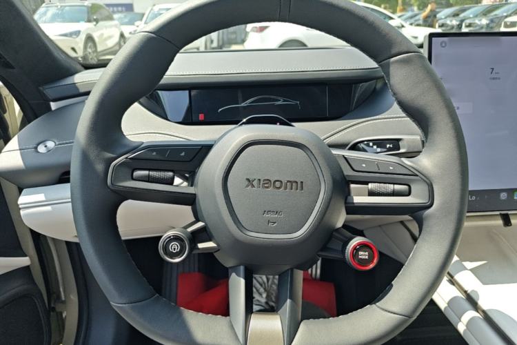 Used Xiaomi Auto SU7 2024 Four-Wheel Drive Ultra-Long Range Advanced Intelligent Driving Max Edition Steering Wheel