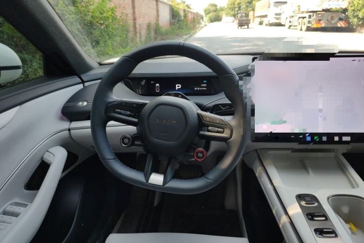 Used Xiaomi Auto SU7 2024 Rear-Drive Long-Range Intelligent Driving Version Steering Wheel