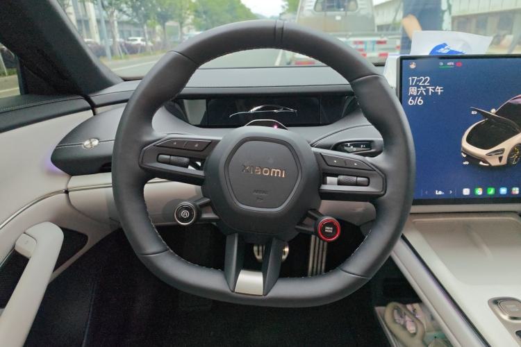 Used Xiaomi Auto SU7 2024 Four-Wheel Drive Ultra-Long Range Advanced Intelligent Driving Max Edition Steering Wheel