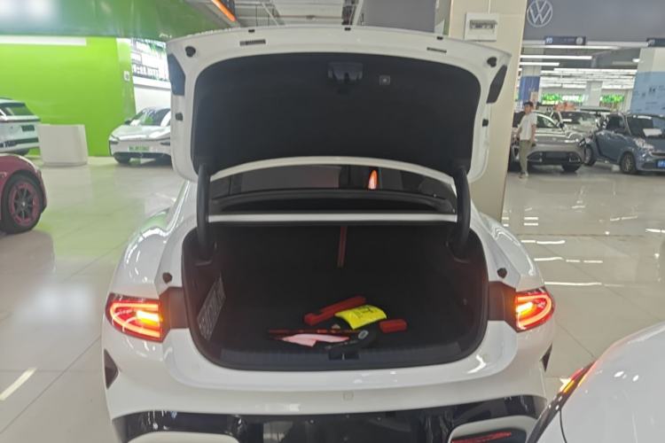 Used Xiaomi Auto SU7 2024 Rear-Drive Long-Range Intelligent Driving Version Trunk