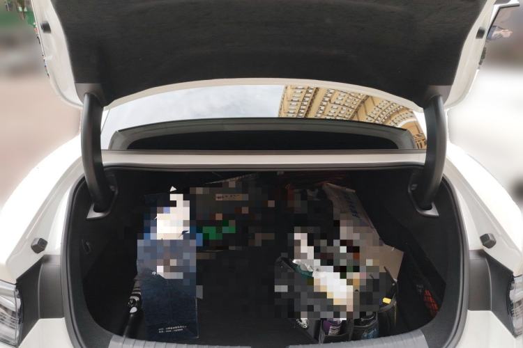 Used Xiaomi Auto SU7 2024 Four-Wheel Drive Ultra-Long Range Advanced Intelligent Driving Max Edition Trunk