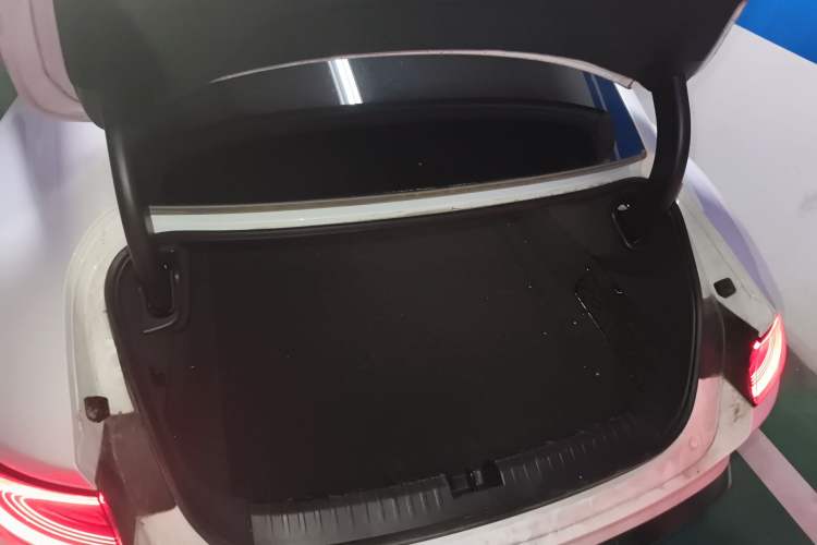 Used Xiaomi Auto SU7 2024 Rear-Drive Ultra-Long Range Advanced Pro-Level Intelligent Driving Version Trunk