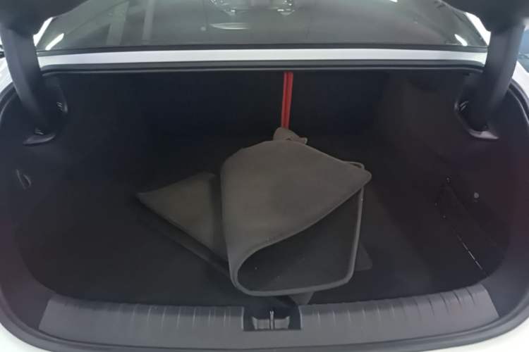 Used Xiaomi Auto SU7 2024 Rear-Drive Ultra-Long Range Advanced Pro-Level Intelligent Driving Version Trunk