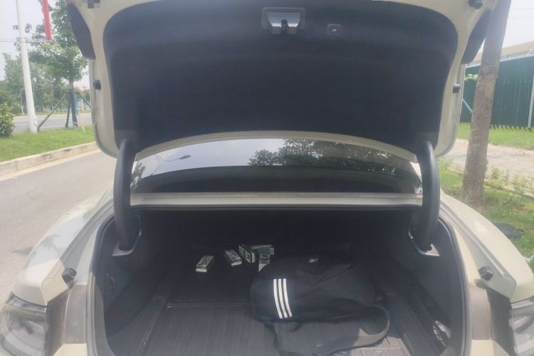 Used Xiaomi Auto SU7 2024 Rear-Drive Long-Range Intelligent Driving Version Trunk
