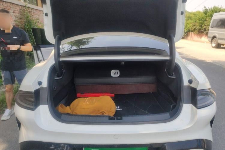 Used Xiaomi Auto SU7 2024 Rear-Drive Long-Range Intelligent Driving Version Trunk