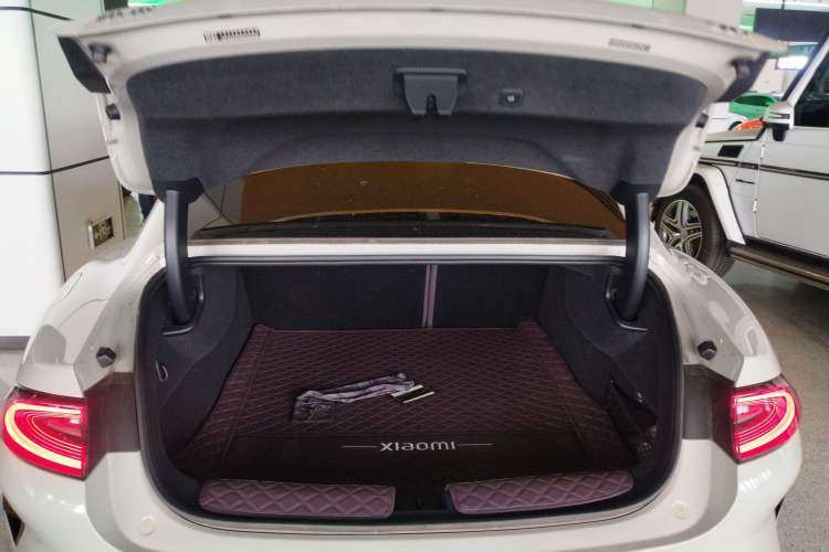 Used Xiaomi Auto SU7 2024 Rear-Drive Long-Range Intelligent Driving Version Trunk