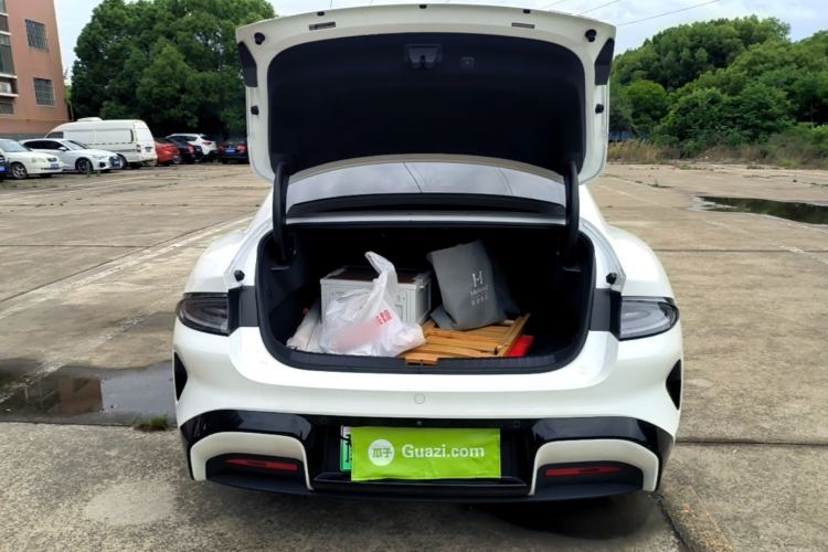 Used Xiaomi Auto SU7 2024 Four-Wheel-Drive Max Founder's Edition Trunk