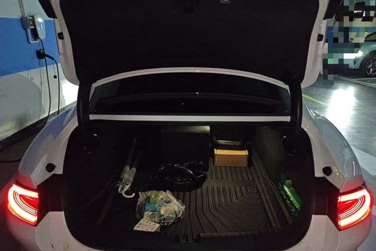 Used Xiaomi Auto SU7 2024 Rear-Drive Long-Range Intelligent Driving Version Trunk