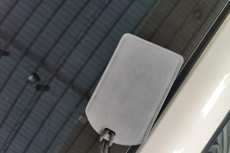 Used Xiaomi Auto SU7 2024 Four-Wheel Drive Ultra-Long Range Advanced Intelligent Driving Max Edition Vehicle Key