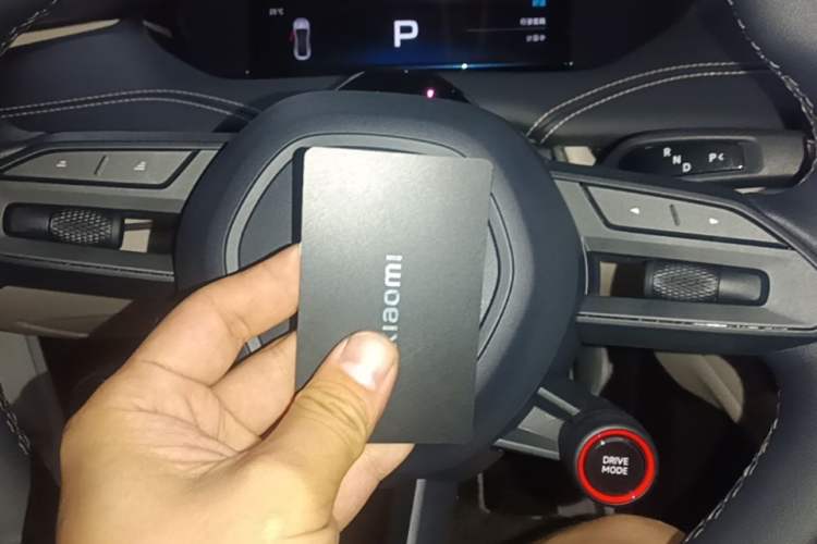Used Xiaomi Auto SU7 2024 Rear-Drive Long-Range Intelligent Driving Version Vehicle Key