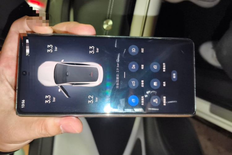 Used Xiaomi Auto SU7 2024 Four-Wheel Drive Ultra-Long Range Advanced Intelligent Driving Max Edition Vehicle Key