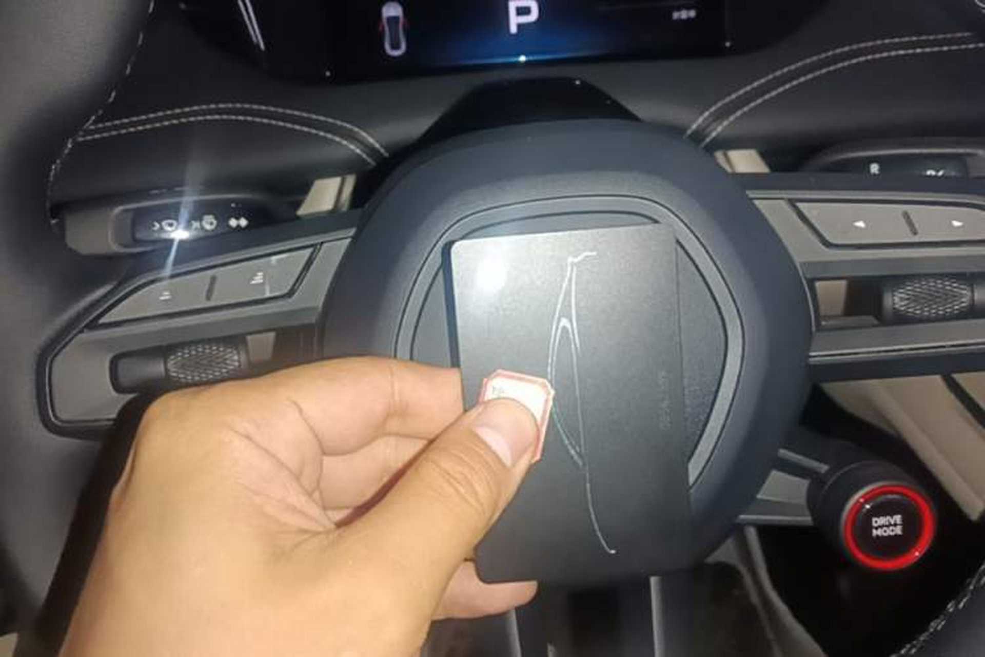 Used Xiaomi Auto SU7 2024 Rear-Drive Long-Range Intelligent Driving Version Vehicle Key