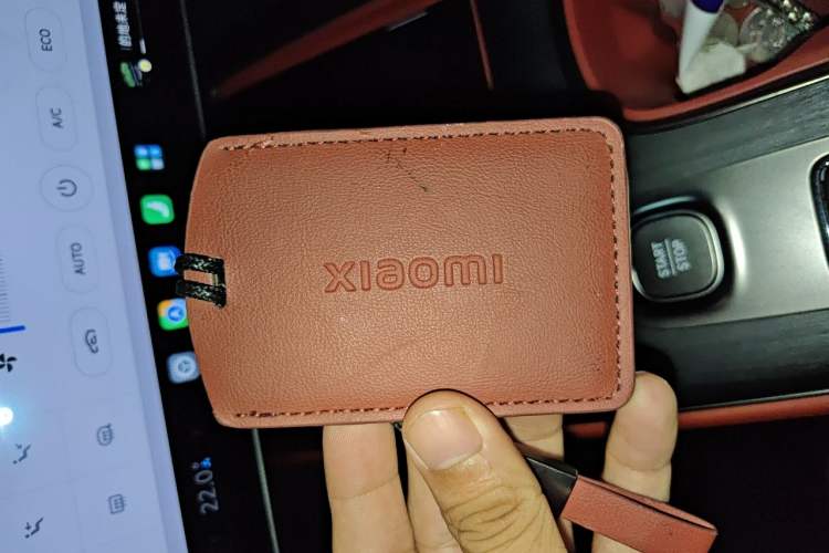 Used Xiaomi Auto SU7 2024 Rear-Drive Long-Range Intelligent Driving Version Vehicle Key