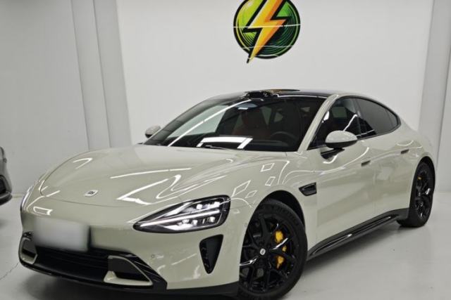 Used Xiaomi Auto SU7 2024 Four-Wheel Drive Ultra-Long Range Advanced Intelligent Driving Max Edition