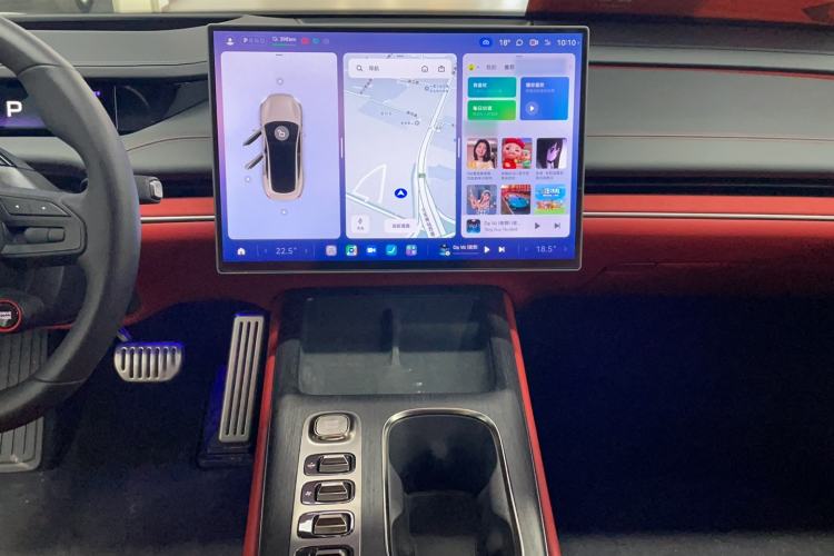Used Xiaomi Auto SU7 2024 Four-Wheel Drive Ultra-Long Range Advanced Intelligent Driving Max Edition Audio And AC Panel