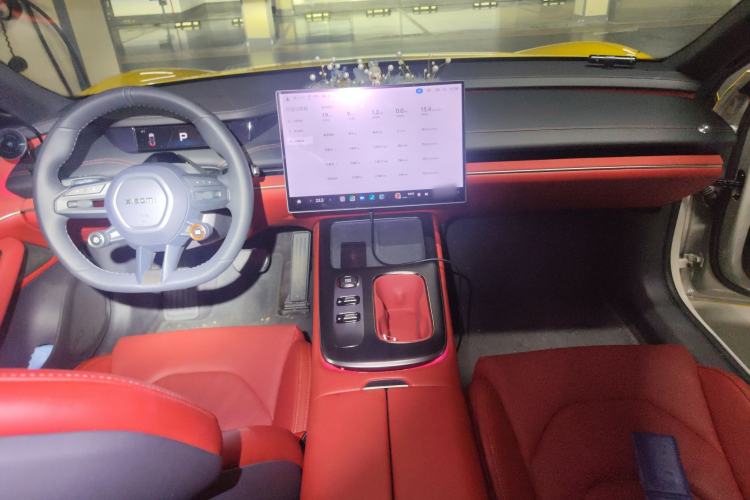 Used Xiaomi Auto SU7 2024 Rear-Drive Long-Range Intelligent Driving Version Center Console