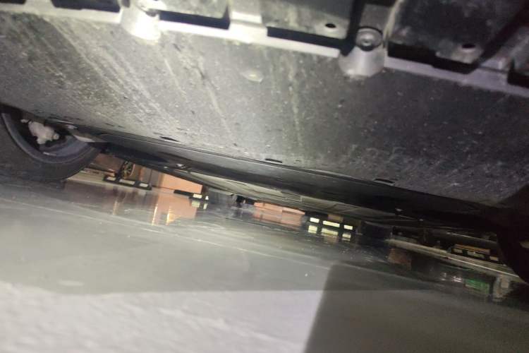 Used Xiaomi Auto SU7 2024 Rear-Drive Long-Range Intelligent Driving Version Chassis Front