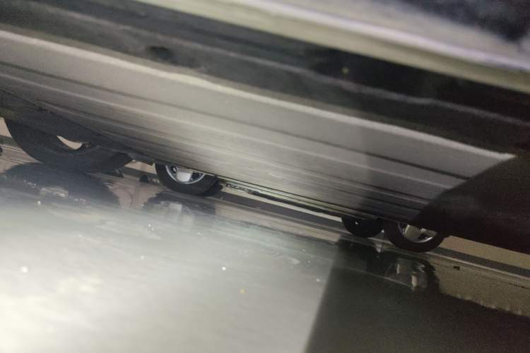 Used Xiaomi Auto SU7 2024 Rear-Drive Long-Range Intelligent Driving Version Chassis Rear Right