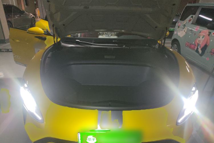 Used Xiaomi Auto SU7 2024 Rear-Drive Long-Range Intelligent Driving Version Engine Bay