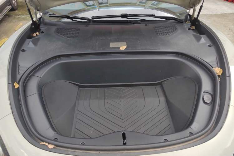 Used Xiaomi Auto SU7 2024 Rear-Drive Ultra-Long Range Advanced Pro-Level Intelligent Driving Version Engine Bay