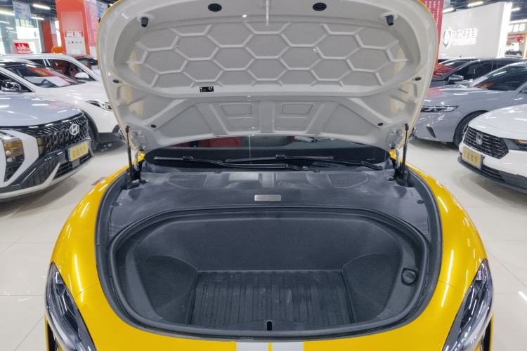 Used Xiaomi Auto SU7 2024 Rear-Drive Ultra-Long Range Advanced Pro-Level Intelligent Driving Version Engine Bay