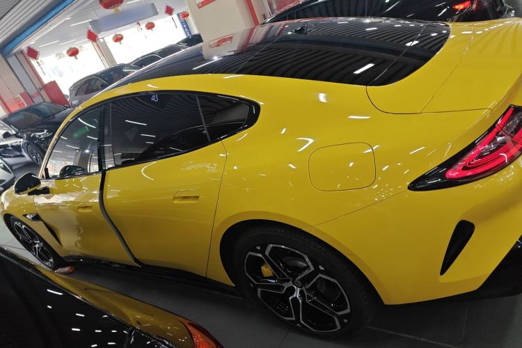 Used Xiaomi Auto SU7 2024 Four-Wheel Drive Ultra-Long Range Advanced Intelligent Driving Max Edition Exterior 3