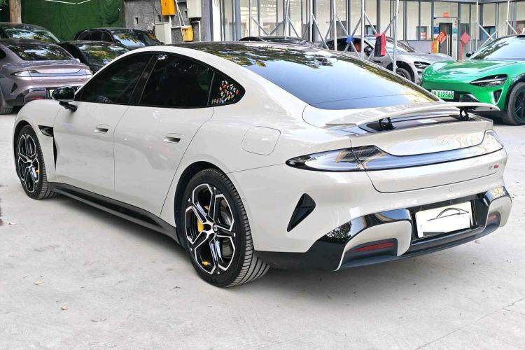 Used Xiaomi Auto SU7 2024 Four-Wheel Drive Ultra-Long Range Advanced Intelligent Driving Max Edition Exterior 4