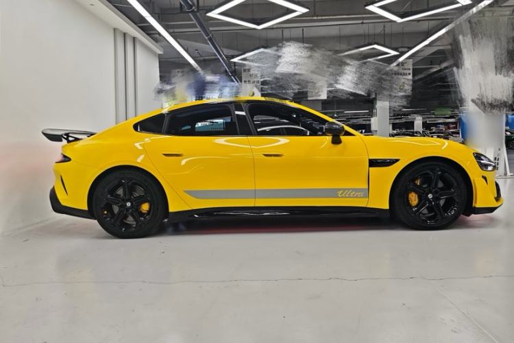 Used Xiaomi Auto SU7 2024 Four-Wheel Drive Ultra-Long Range Advanced Intelligent Driving Max Edition Exterior 4