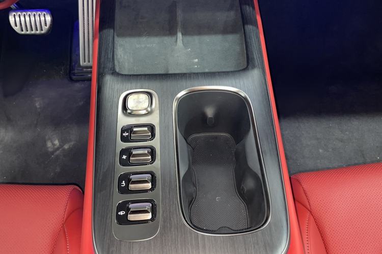 Used Xiaomi Auto SU7 2024 Four-Wheel Drive Ultra-Long Range Advanced Intelligent Driving Max Edition Gear Lever