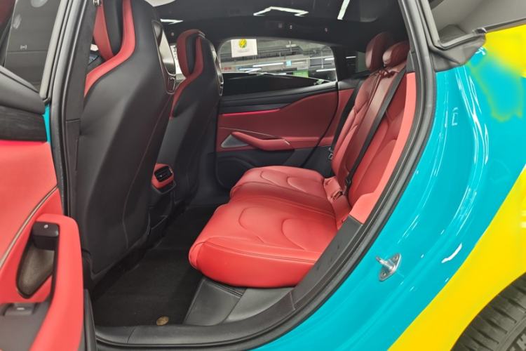 Used Xiaomi Auto SU7 2024 Four-Wheel Drive Ultra-Long Range Advanced Intelligent Driving Max Edition Interior 3