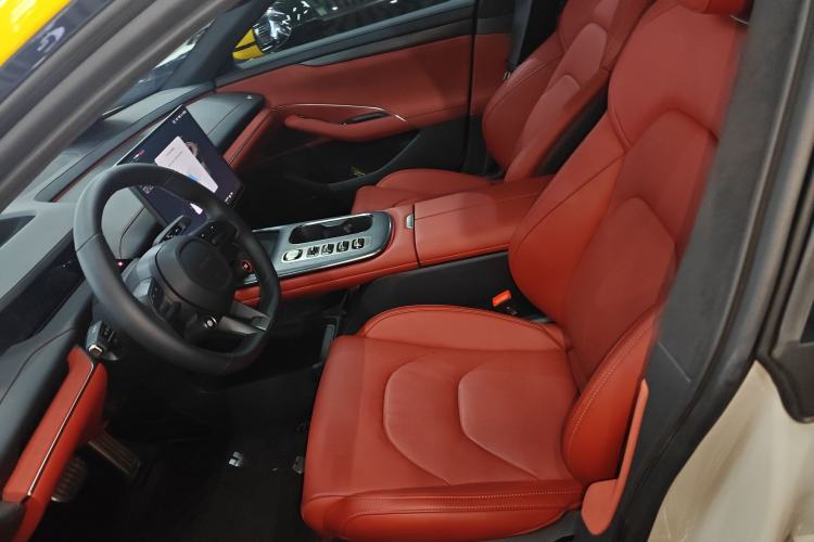 Used Xiaomi Auto SU7 2024 Four-Wheel Drive Ultra-Long Range Advanced Intelligent Driving Max Edition Left Front Seat