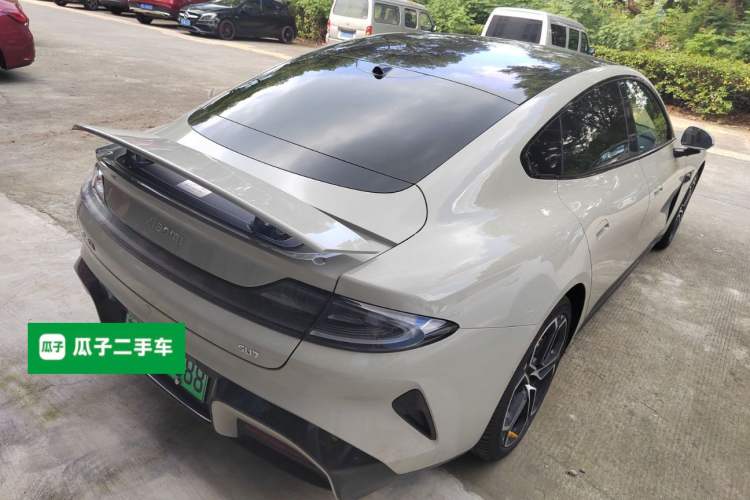 Used Xiaomi Auto SU7 2024 Rear-Drive Ultra-Long Range Advanced Pro-Level Intelligent Driving Version Rear Right 45 Deg