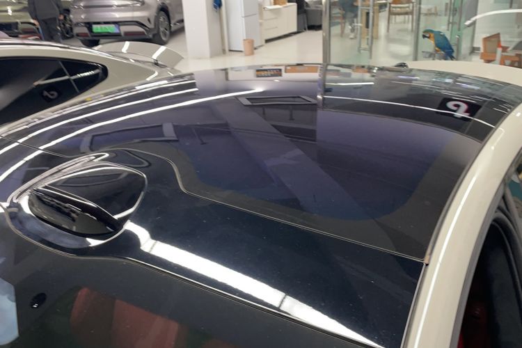 Used Xiaomi Auto SU7 2024 Four-Wheel Drive Ultra-Long Range Advanced Intelligent Driving Max Edition Roof