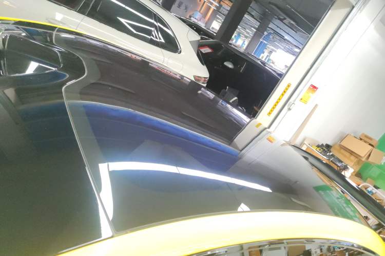 Used Xiaomi Auto SU7 2024 Four-Wheel Drive Ultra-Long Range Advanced Intelligent Driving Max Edition Roof