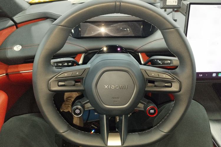 Used Xiaomi Auto SU7 2024 Rear-Drive Ultra-Long Range Advanced Pro-Level Intelligent Driving Version Steering Wheel
