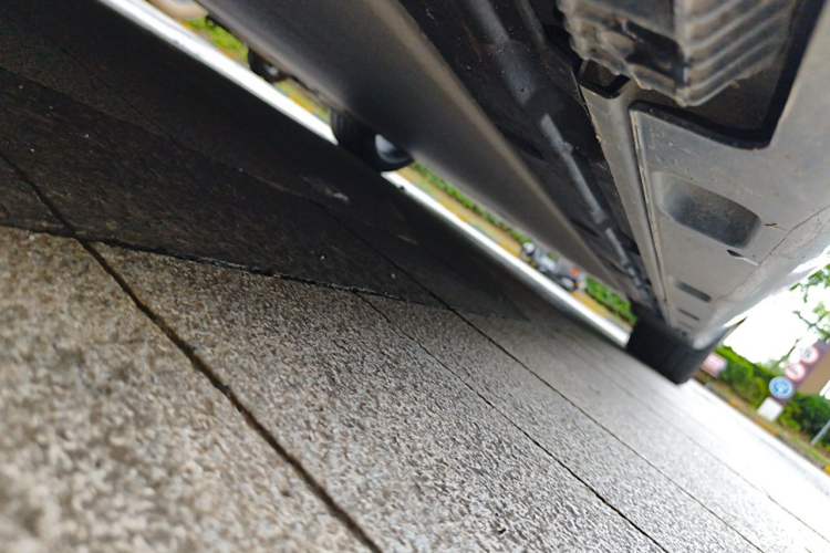 Used Xiaomi Auto SU7 2026 Model Standard Edition Chassis Front Left