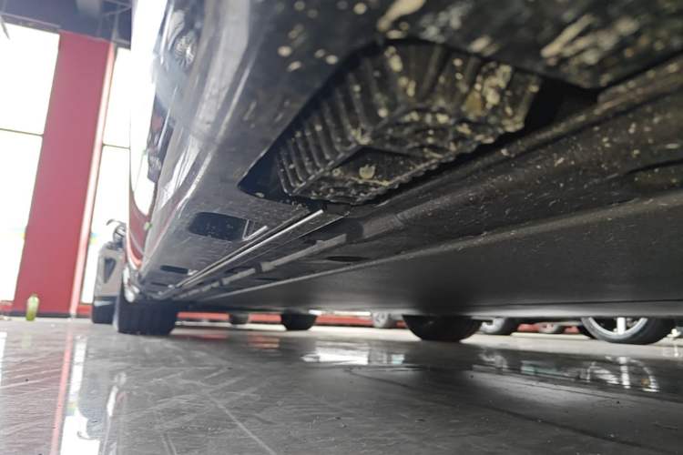 Used Xiaomi Auto SU7 2026 Model Pro Right Side Sill