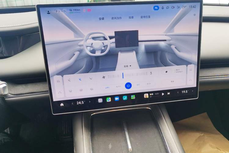 Used Xiaomi Auto SU7 2026 Model Standard Edition Audio And AC Panel