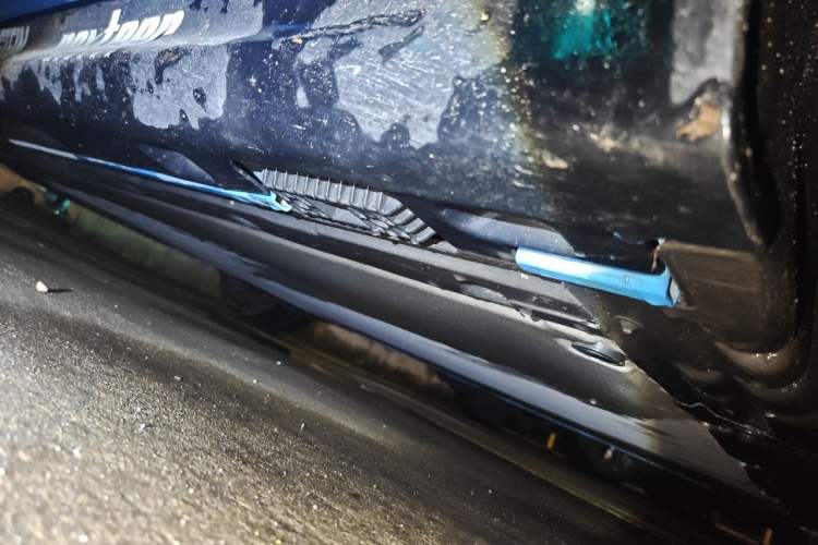 Used Xiaomi Auto SU7 2026 Model Standard Edition Chassis Front Right