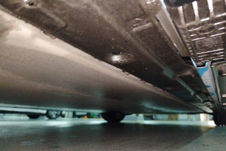 Used Xiaomi Auto SU7 2026 Model Standard Edition Chassis Rear Right