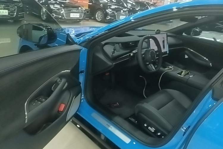 Used Xiaomi Auto SU7 2026 Model Standard Edition Driver Seat
