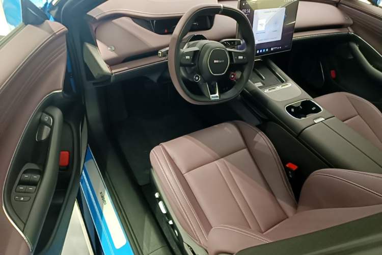 Used Xiaomi Auto SU7 2026 Model Standard Edition Driver Seat