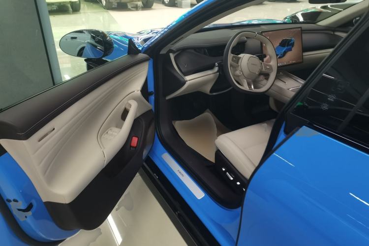 Used Xiaomi Auto SU7 2026 Model Standard Edition Driver Seat