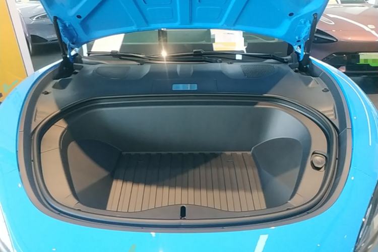 Used Xiaomi Auto SU7 2026 Model Standard Edition Engine Bay