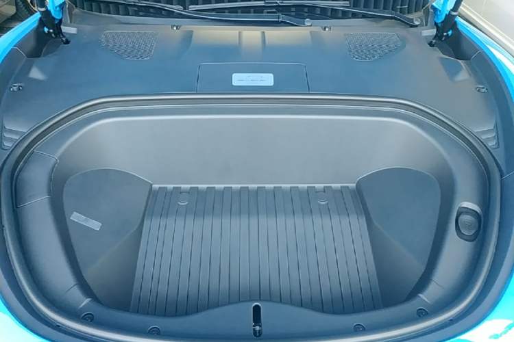 Used Xiaomi Auto SU7 2026 Model Pro Engine Bay