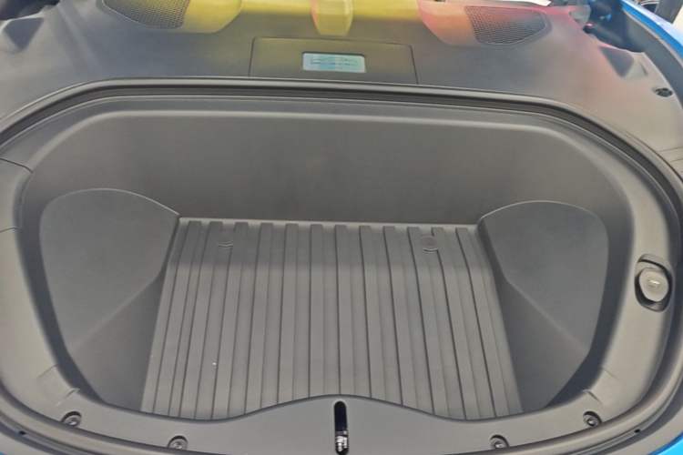 Used Xiaomi Auto SU7 2026 Model Pro Engine Bay