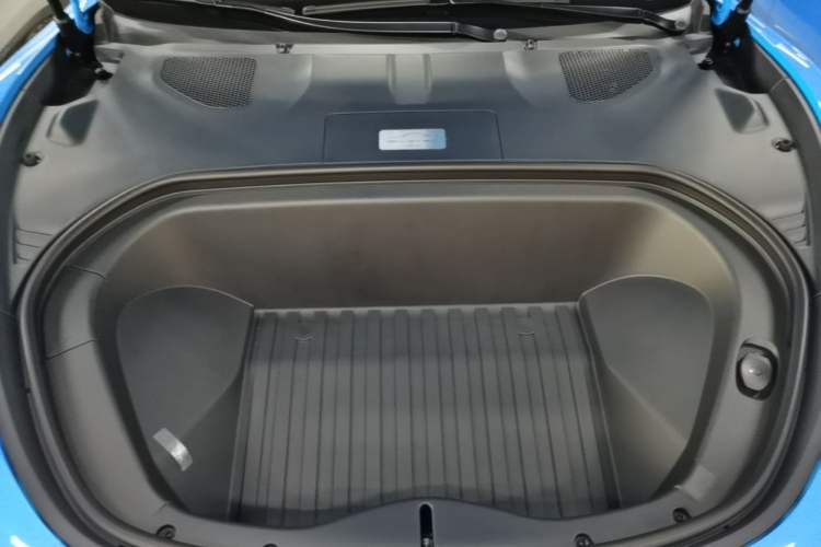 Used Xiaomi Auto SU7 2026 Model Pro Engine Bay