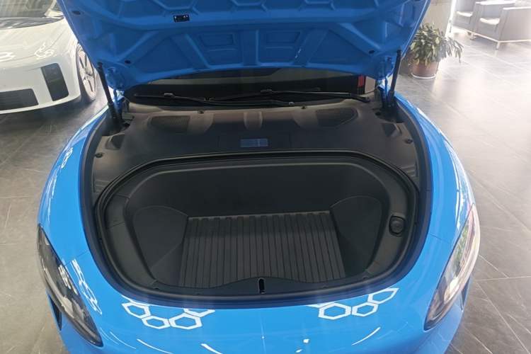 Used Xiaomi Auto SU7 2026 Model Standard Edition Engine Bay