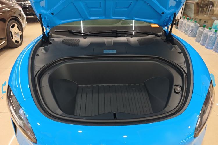 Used Xiaomi Auto SU7 2026 Model Pro Engine Bay